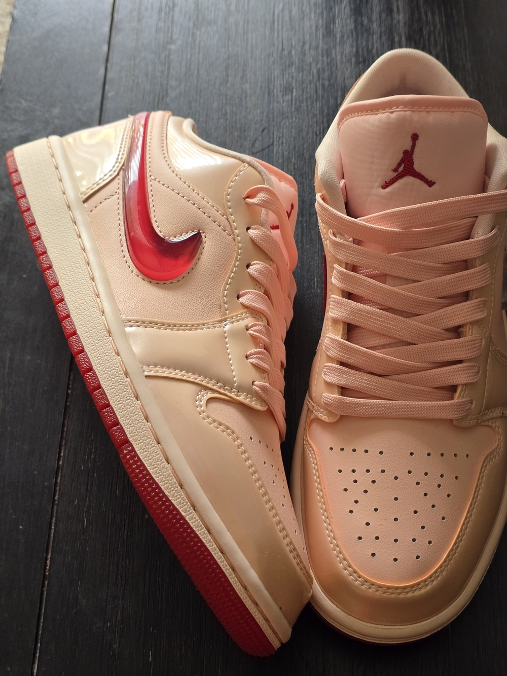 Jordan 1 Valentine's Day